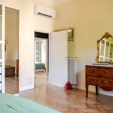 Eggprint Apartment Florence